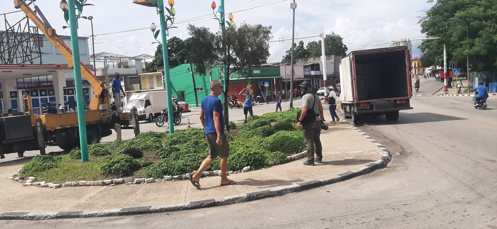 La prensa ya está en Santiago de Cuba esperando al huracán Melissa / Miguel Amado Noa Menéndez